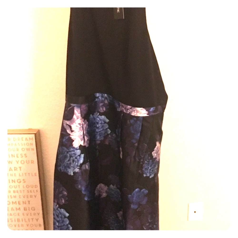 Gorgeous dress for weddings or special events,